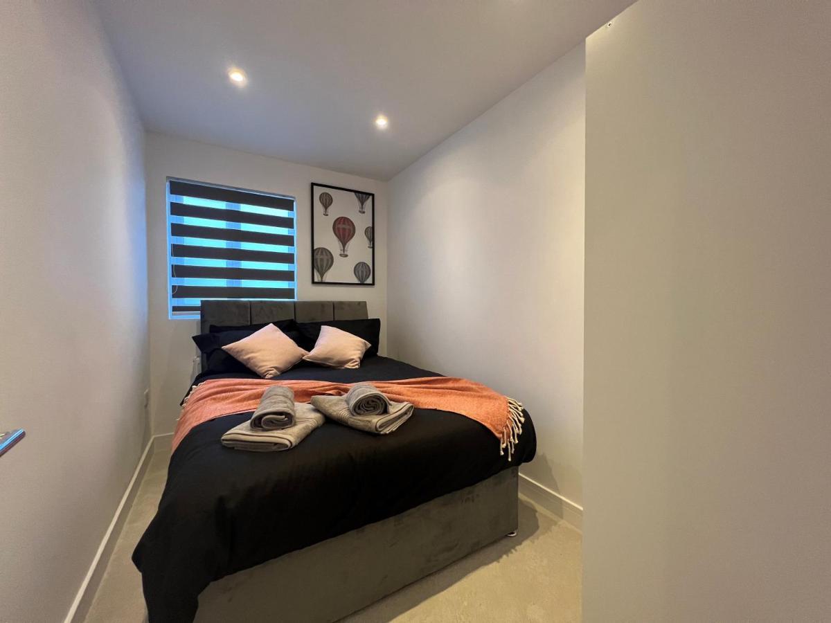 Ferienwohnung Star London Station Road 3-Bed Haven Exterior foto