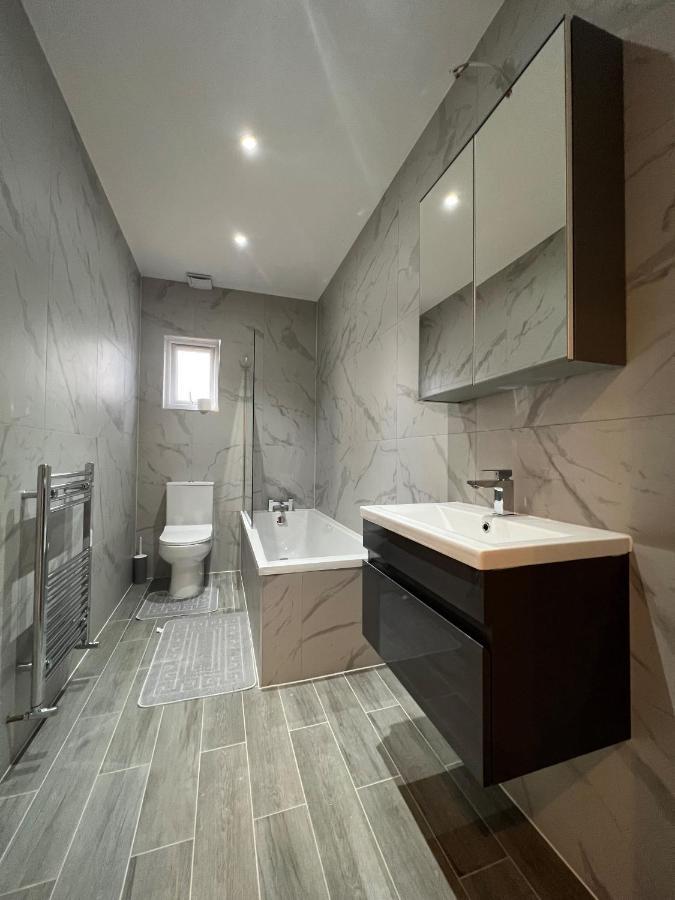 Ferienwohnung Star London Station Road 3-Bed Haven Exterior foto